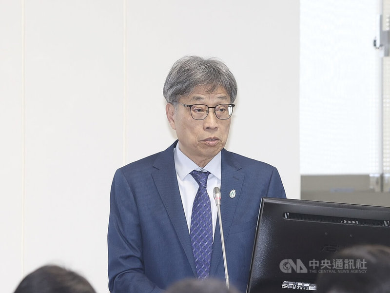 電價費率審議會預計3月底前召開,朝野立委關注影響農民生計。農業部長陳駿季26日在立法院經濟委員會表示,114年相關補貼預算編列新台幣26.24億元,若電價調漲,對農民有所影響,會向行政院爭取額外經費。中央社記者郭日曉攝 114年3月26日