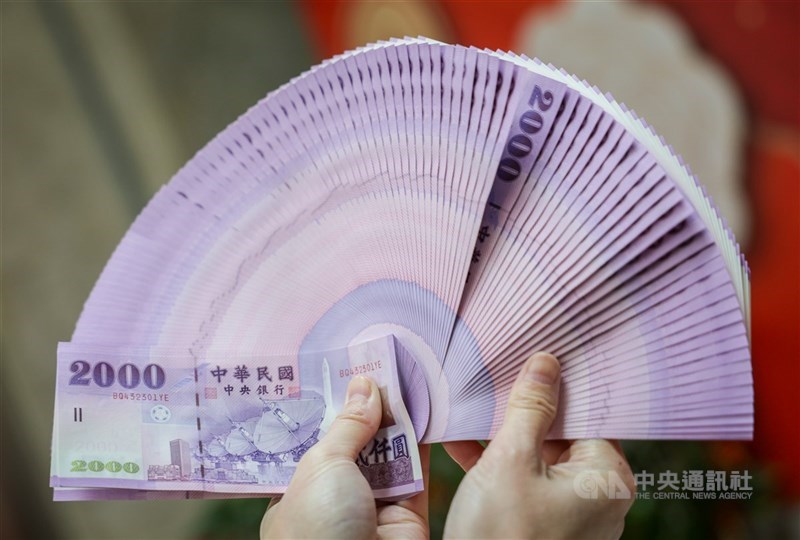 2024年第4季國銀營運績效季報出爐,2024年全年稅前淨利衝上新台幣5213億元,創歷年新高。(中央社檔案照片)