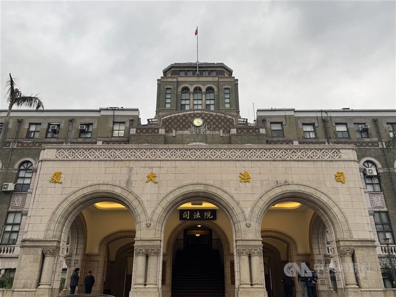 台灣高等法院合議庭未對被告鍾文智延長科技監控惹議。劍青檢改今天呼籲司法院調查並請高院啟動法官評鑑或議處。(中央社檔案照片)