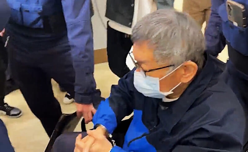 前民眾黨主席柯文哲因腎結石致腎積水,2日戒護外醫至衛福部立台北醫院。(民眾提供)中央社記者王鴻國傳真 114年4月2日