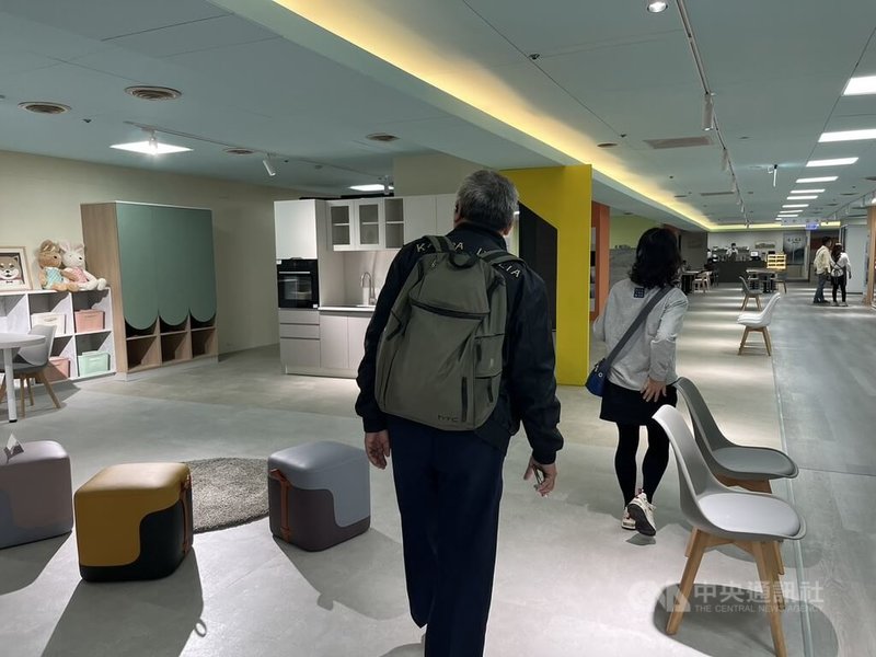 高雄大立百貨以家居服務搶商機,4日引進家居裝潢品牌「Modolii謀多利.居工事」,提供一站式設計、選材到完工的完整服務。中央社記者林巧璉攝 114年4月4日