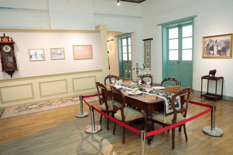 台南市定古蹟原英商德記洋行歷經半年修復,常設展「Anping 1865洋潮來襲:回望安平商貿的黃金年代」4日正式開幕。(台南市政府提供)中央社記者張榮祥台南傳真 114年4月4日