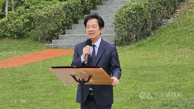 鄭南榕基金會7日在金寶山鄭南榕自由之翼紀念墓園舉行鄭南榕殉道36週年追思紀念會,總統賴清德(圖)出席致詞。中央社記者王鴻國攝 114年4月7日