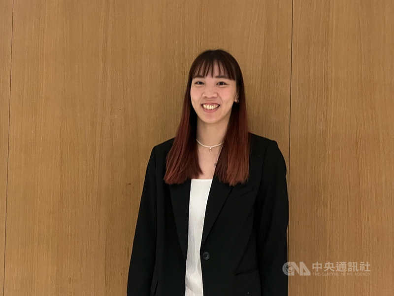 企業20年甲級男女排球聯賽本季首度新增最有價值球員（MVP）獎項，女子組由效力於台北鯨華的甘可慧（圖）獲得殊榮，她13日出席頒獎典禮。中央社記者陳容琛攝  114年4月13日