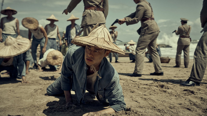 劇集「星空下的黑潮島嶼」聚焦於白色恐怖時期,演員夏騰宏(圖)透露有場戲是被軍官修理,導演要求不管怎麼被打都要站起來,讓他深刻了解到角色的不屈不撓。(客家電視台提供)中央社記者洪素津傳真 114年4月13日