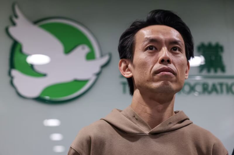 香港民主黨主席羅健熙出席13日特別會員大會會後記者會。(路透社)