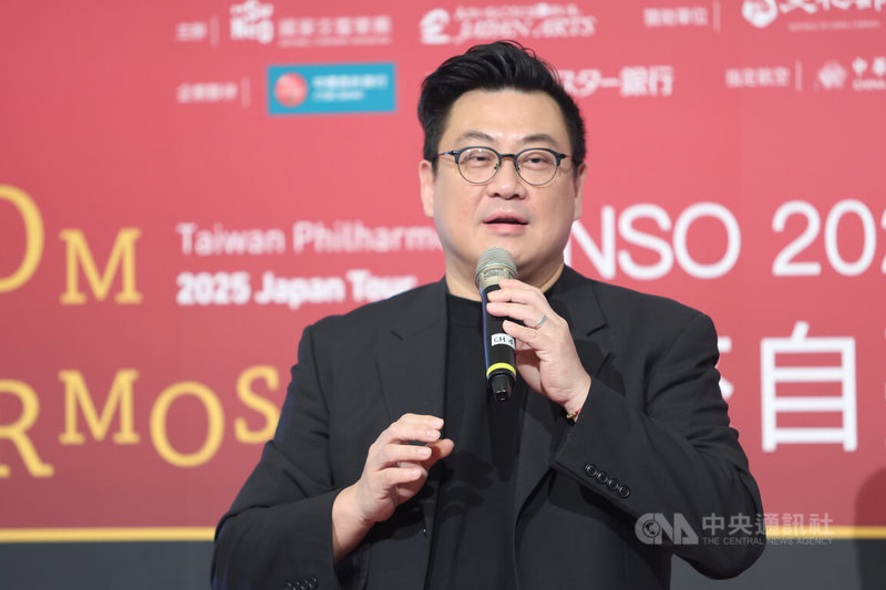 台北愛樂合唱團音樂總監古育仲(圖)17日前往國家音樂廳,出席國家交響樂團(NSO)2025日本巡演行前暨日本巡演記者會,並登台致詞。中央社記者趙世勳攝 114年4月17日