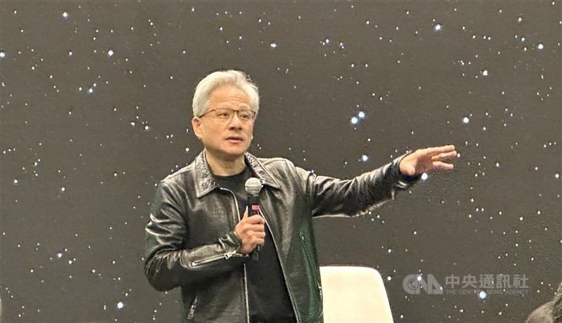 中國官媒央視旗下新媒體「玉淵譚天」17日報導,應中國貿促會邀請,輝達執行長黃仁勳到訪北京。 (中央社檔案照片)