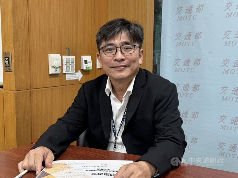 交通部路政及道安司副司長廖振遠(圖)18日表示,針對車輛不停讓行人要修法重罰部分,需要修法的吊扣及吊銷駕照部分已送行政院。中央社記者余曉涵攝 114年4月18日