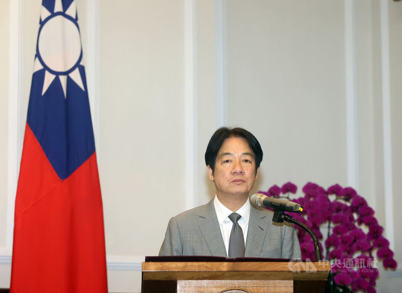 美國跨黨派參議員訪團來台,總統賴清德(圖)18日接見訪團團員,賴總統表示美國國會持續透過國防授權法案以及年度綜合撥款法,納入多項協助台灣的具體倡議及資源,讓台美夥伴關係更加緊密,他要再次代表台灣人表達由衷感謝。。中央社記者郭日曉攝 114年4月18日