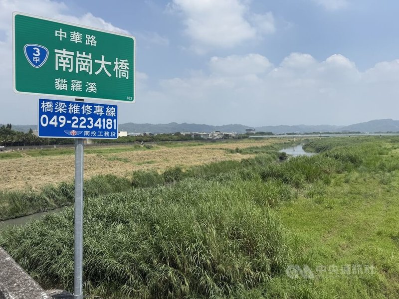 南投市貓羅溪(圖)民國113年7月因颱風凱米降雨暴漲造成周邊社區淹水、上百車泡水,南投縣政府推動「外轆排水治理工程」,加強治理貓羅溪,盼整個南投市區排水功能更完善。中央社記者蕭博陽南投縣攝 114年4月21日