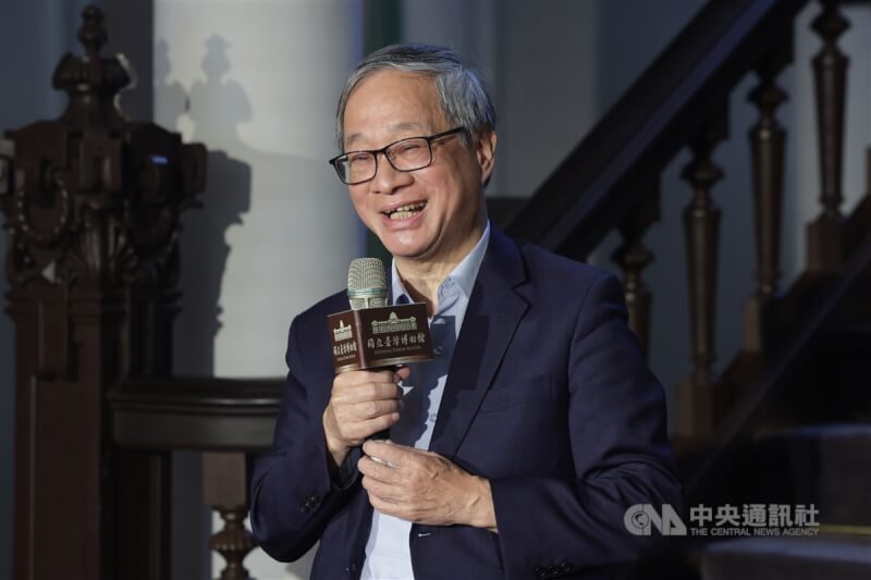 編號661666、以台灣現代美術先驅命名的「陳澄波」小行星,日前由國際天文學聯合會(IAU)正式通過並公告。文化部21日在台博館鐵道部園區舉辦小行星頒贈典禮,文化部長李遠(圖)出席致詞。中央社記者裴禛攝 114年4月21日