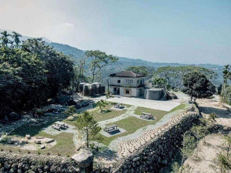 雲林縣政府攜手雲林縣古坑鄉華南社區發展協會推動「華南村石梯田書屋」,獲2025年芬蘭Arch Design Award國際設計大獎銅獎。(雲林縣政府提供)中央社記者姜宜菁傳真 114年4月22日