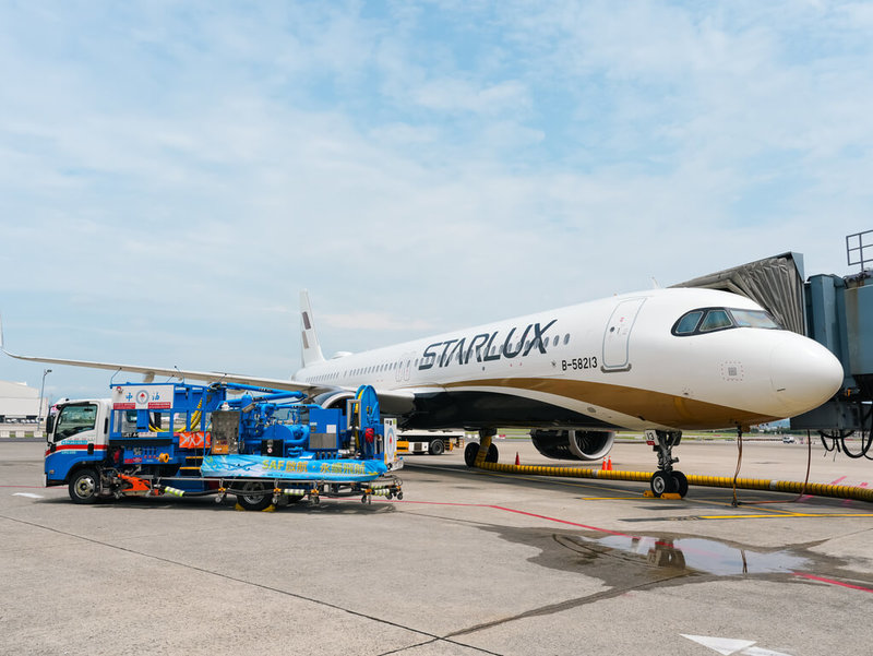 星宇航空宣布啟動永續航空燃油首航,由台灣中油供應,完成SAF首航班JX717台北-河內順利飛航。(星宇航空提供)中央社記者江明晏傳真 114年4月23日