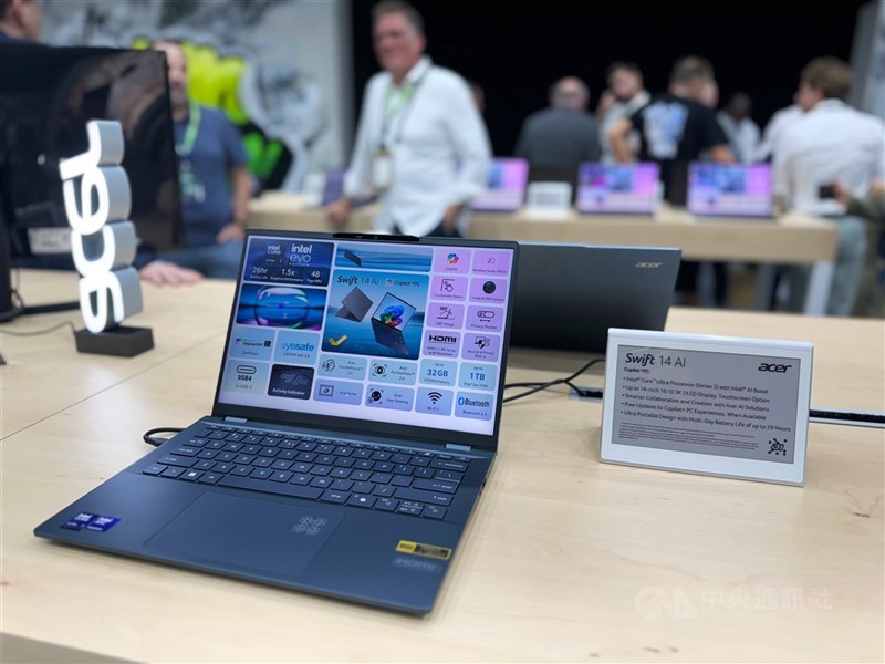 圖為電腦品牌廠宏碁Copilot+ PC產品。 (中央社檔案照片)