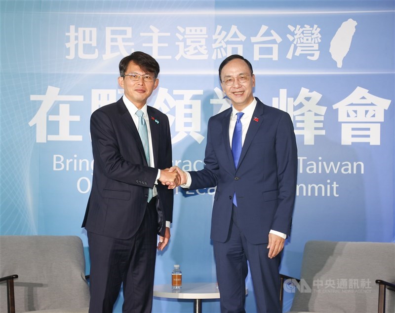 藍白昨天舉行在野峰會,台聯今天抨擊,藍白兩黨連基本法律誠信都無法堅守,卻妄圖藉由在野聯合重塑民主形象,形同顛倒是非、誤導視聽,徒增社會混亂。(中央社檔案照片)