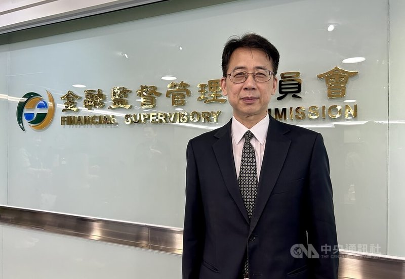3月國銀購置住宅放款逾放金額達新台幣82億元、連續8個月攀升,金管會銀行局主秘張嘉魁(圖)24日表示,觀察房貸餘額和逾放金額同步增加,逾放比也維持0.07%,目前沒有信用風險。中央社記者羅元駿攝 114年4月24日