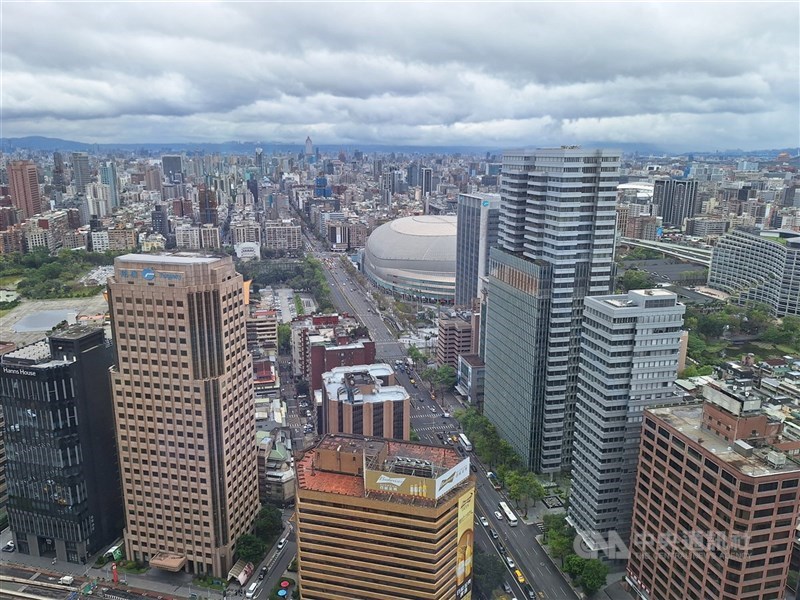 央行希望房市軟著路,以免衝擊金融體系。(中央社檔案照片)