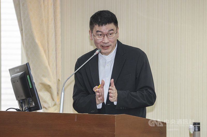立法院內政委員會1日審查國家安全法部分條文修正草案,陸委會副主委梁文傑(圖)列席備詢。中央社記者鄭清元攝 114年5月1日