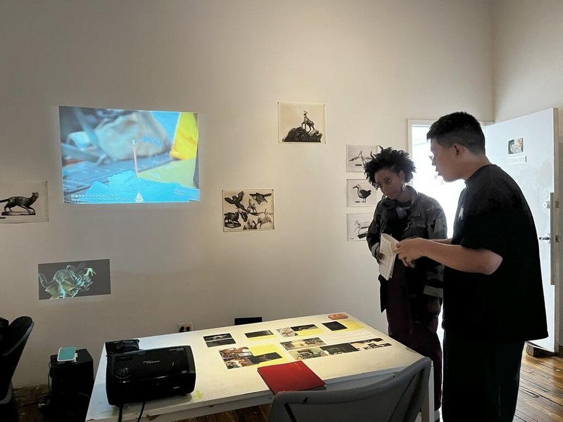 台灣藝術家自3月起在紐約展開駐村創作,蔡咅璟展出3件作品,「標本攝影術」讓動物標本透過3D建模與動物溝通師重拾主體。(駐紐約台北文化中心提供)中央社記者廖漢原紐約傳真 114年5月2日