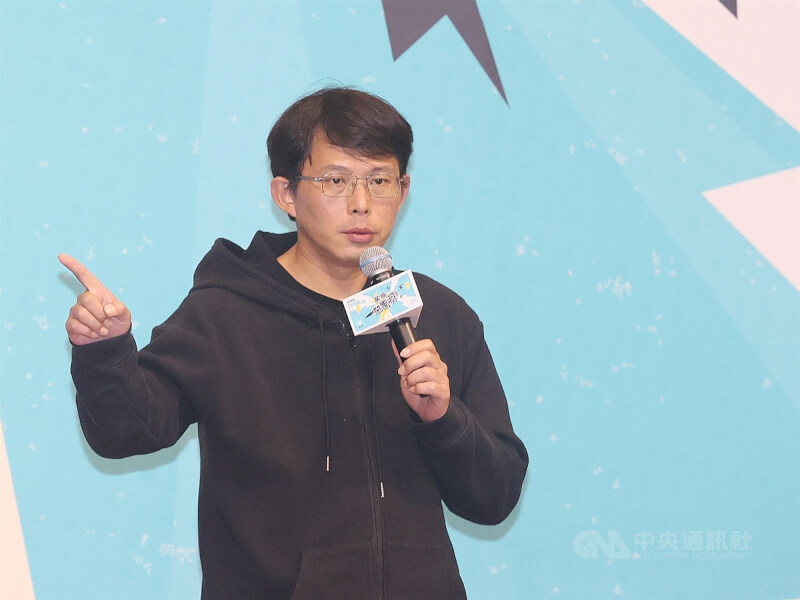 民眾黨主席黃國昌(圖)30日表示,黨團將推動核三延役公投案。(中央社檔案照片)