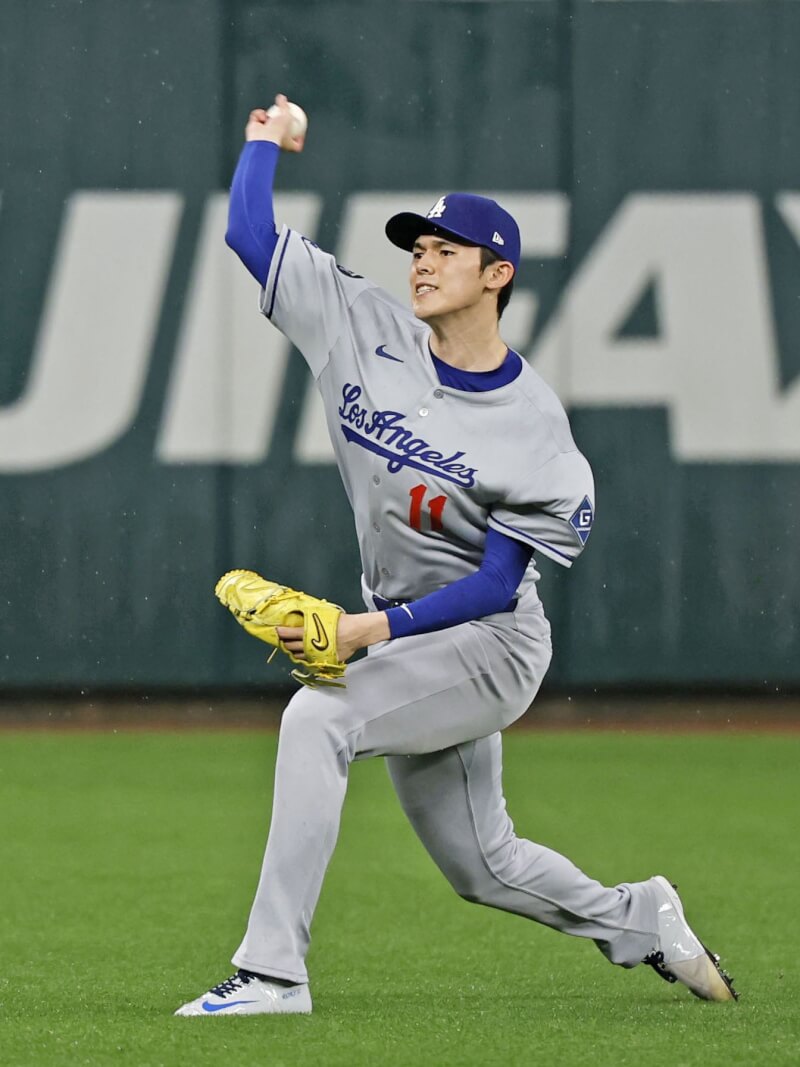 佐佐木朗希3日拿下加盟美國職棒大聯盟以來第一勝。(共同社)
