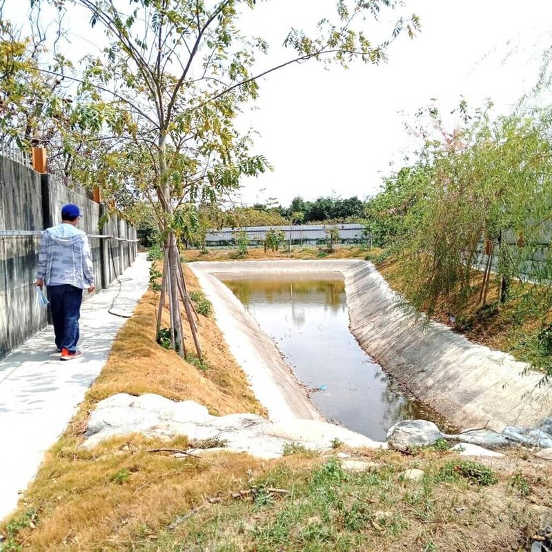 汛期來臨,高雄市水利局完成全市17件已完工開發案的出流管制設施使用情形檢查,總滯洪量體約21萬噸。(高雄市水利局提供)中央社記者蔡孟妤傳真 114年5月6日
