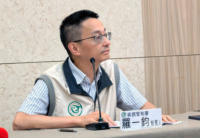 衛生福利部疾病管制署發言人羅一鈞(圖)6日表示,今年腸病毒疫情較反常,清明後僅緩升,上週門急診共3762人次就診,預估6月中下旬進入流行期。中央社記者曾以寧攝 114年5月6日