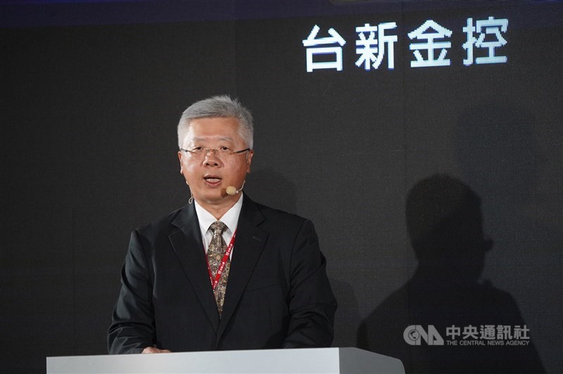 台新金總經理林維俊表示,這波台幣升值對台新人壽影響不大,但確實對新光人壽有影響,不過新壽有增資計畫進行中,將不影響台新、新光金雙方合併進度。(中央社檔案照片)