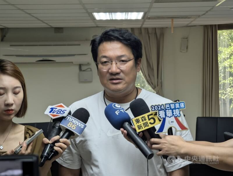 前基隆市民政處長張淵翔(中)。(中央社檔案照片)