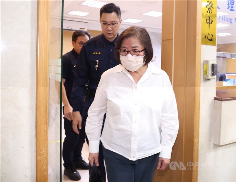 北檢偵辦罷免提議書偽造案,國民黨北市黨部主委黃呂錦茹4月25日遭裁定羈押禁見,今天提抗告。(中央社資料照片)
