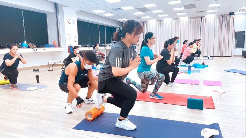 母親節將至,台中市運動局6日表示,將攜手台中各國民暨兒童運動中心,在母親節當天推出「家人同行、媽媽免費」的限時活動,讓媽媽可以免費使用健身房及游泳池。(台中市政府提供)中央社記者趙麗妍傳真 114年5月6日