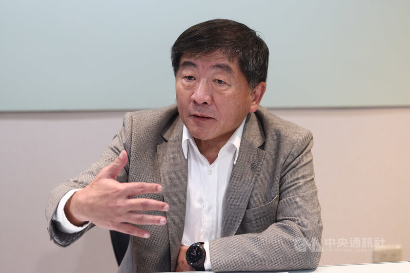行政院政務委員陳時中(圖)7日表示,托育本來在兒少權法裡面有相關規定,但這次政院8日將討論的「兒童托育服務法」草案將0歲至2歲托育規範單獨立法,主要是有5項想處理的議題。中央社記者王騰毅攝 114年5月7日