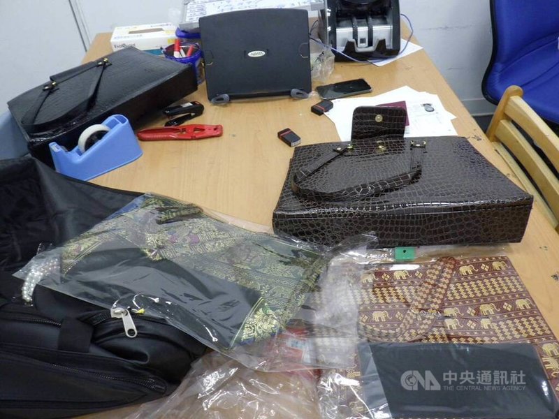 1名德國籍男子為獲得230萬美元報酬,替販毒集團運輸裝有海洛因的行李至台灣,在桃園機場被查獲,檢方8日偵結,依違反毒品危害防制條例起訴。(翻攝照片)中央社記者葉臻傳真 114年5月8日