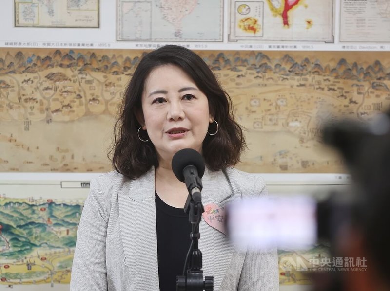 總統賴清德稱他「不得已、也不得不」,根據反滲透法,將中國定位為境外敵對勢力。民進黨立法院黨團幹事長吳思瑤(圖)8日上午在立法院接受媒體聯訪表示,賴總統的陳述符合社會多數期待。中央社記者郭日曉攝 114年5月8日