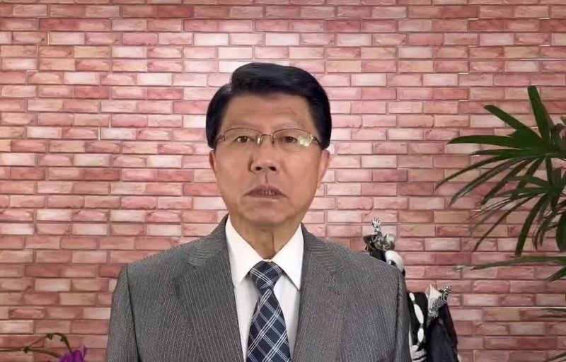 台南地檢署8日偵結民進黨立委林俊憲、王定宇罷免案提議人名冊涉不法,起訴國民黨台南市黨部副主委莊占魁等11人;市黨部主委謝龍介(圖)表示,尊重南檢調查,也會全力協助當事人到法院捍衛清白,偵辦已告一段落,將集中人力投入第二階段罷免連署。(謝龍介服務處提供)中央社記者張榮祥台南傳真 114年5月8日