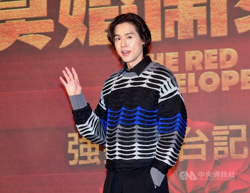 被稱為「泰版鬼家人」的泰國電影「冥婚鬧泰大」全台上映在即,主要演員Billkin(圖)8日訪台出席宣傳記者會,為電影宣傳造勢。中央社記者張皓安攝 114年5月8日