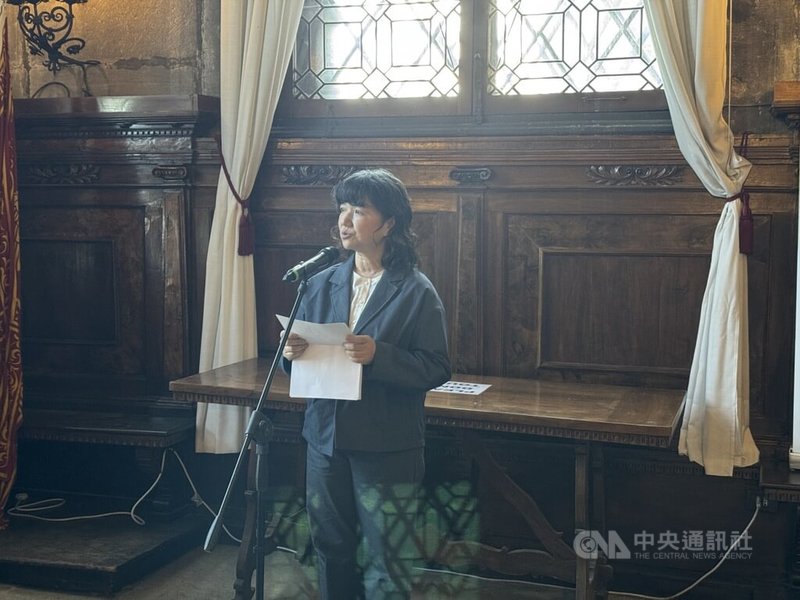 文化部政務次長李靜慧出席「第19屆威尼斯建築雙年展」台灣館開幕典禮。中央社記者劉郁葶威尼斯攝 114年5月9日