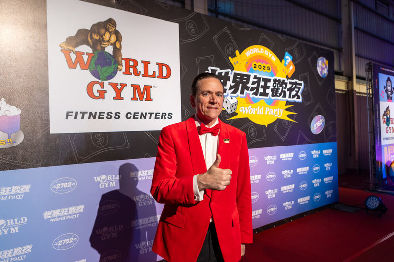 台灣連鎖健身房品牌World Gym世界健身-KY在台中舉辦2025年度主題春酒,董事長柯約翰宣布「下一站,泰國」。(世界健身-KY提供)中央社記者江明晏傳真 114年5月9日