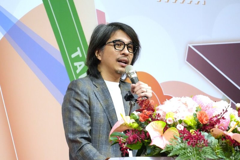 113學年度台灣獎學金、華語文獎學金畢業典禮9日在台北登場,教育部次長葉丙成(圖)出席致詞,鼓勵學子畢業後留在台灣工作。中央社記者陳至中攝 114年5月9日