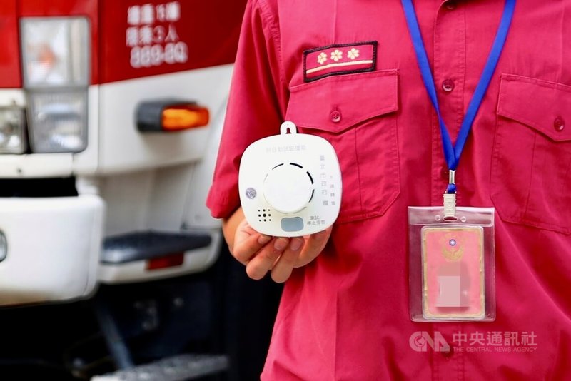 台北市政府推行住家用火災警報器多年,議員指安裝率高,但消防局卻未向民眾宣導要如何保養及定期檢查。(翻攝照片)中央社記者劉建邦傳真 114年5月10日