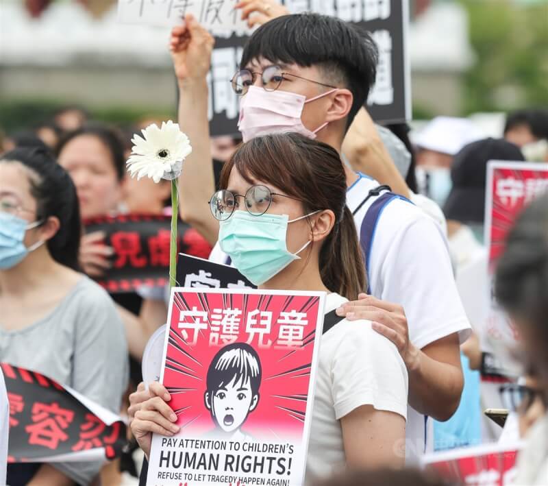 剴剴案收集逾8萬份陳情書 將送政府籲提升兒少保護