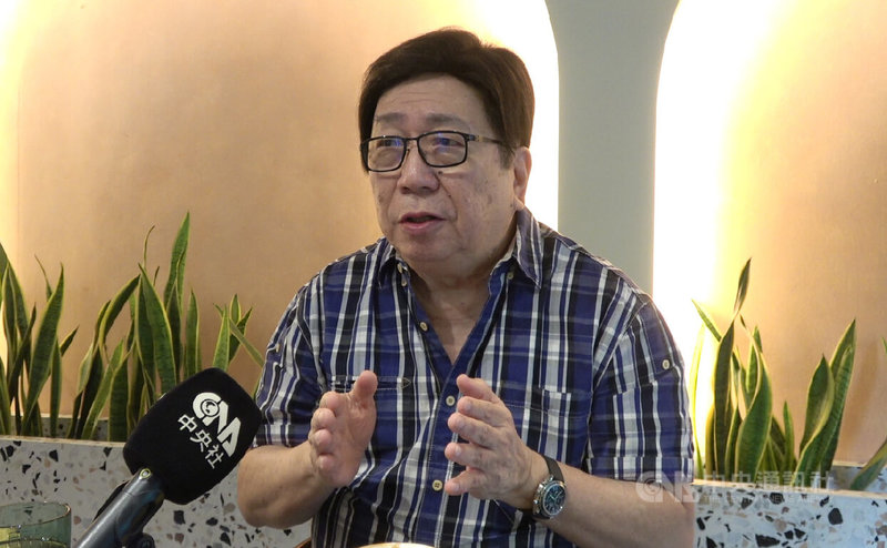 菲律賓12日將舉行期中選舉,前駐台代表班納友(Angelito Banayo)接受中央社訪問時說,在菲律賓,政治已成為一種生意,而且是家族生意。中央社記者林行健馬尼拉攝 114年5月11日