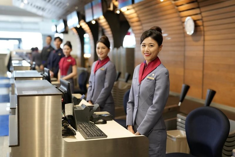華航12日宣布即日起招考桃園機場運務員及資訊工程師,預計8月起陸續報到。(中華航空提供)中央社記者余曉涵傳真 114年5月12日