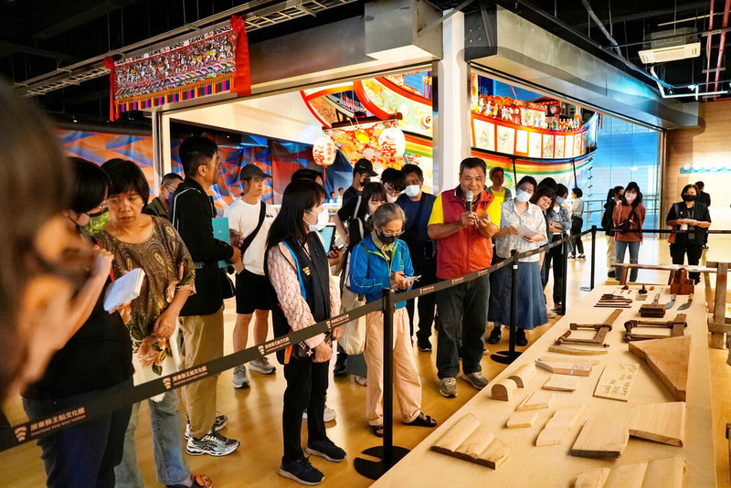 屏東縣政府為推動大眾親近地方文化館,在518國際博物館日當天王船文化館免費參觀,還舉辦「博物館冒險王」活動,邀請民眾走進文化場域。(屏東縣政府提供)中央社記者李卉婷傳真 114年5月13日