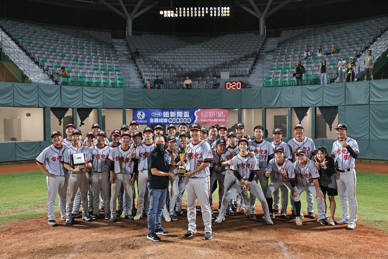 全國成棒甲組春季聯賽13日結束由台電(圖)奪冠,賽後公布2026年名古屋亞運棒球項目40人培訓名單,第一階段集訓預計安排6場藍白對抗賽,透過實戰觀察篩選。(中華民國棒球協會提供)中央社記者謝靜雯傳真 114年5月16日