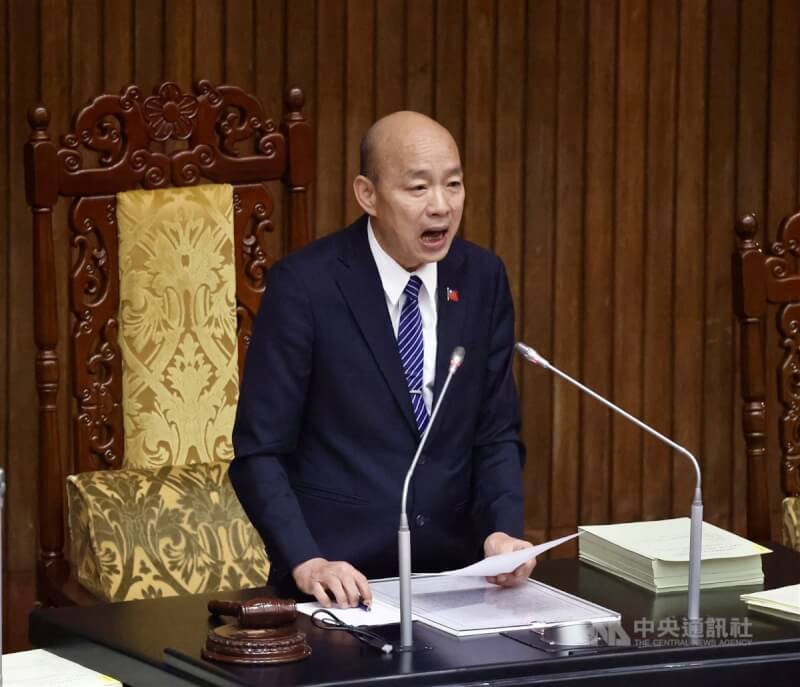 立法院會13日上午9時繼續開會,但因無人在場,主持院會的立法院長韓國瑜(圖)籲請三黨團自律自重、立刻派出立委到議場,隨即宣布休息。中央社記者王飛華攝 114年5月13日