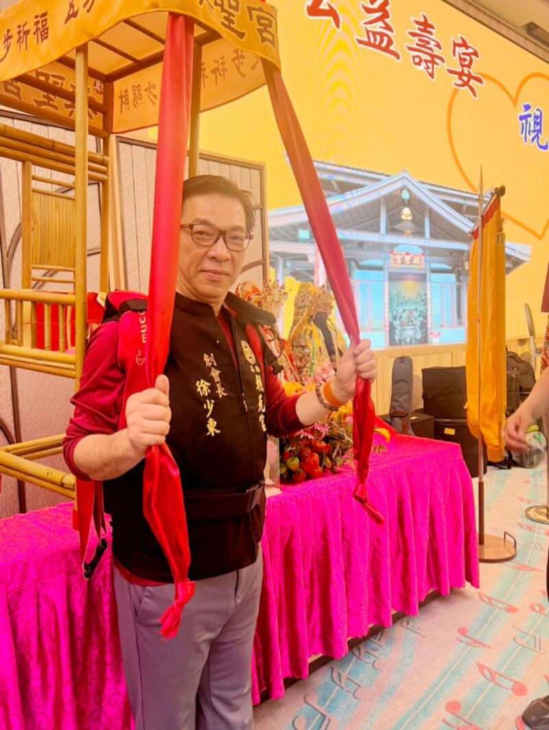 三聯集團負責人徐少東涉嫌吸金與受中國指示介選等案,案件仍在審理中。(圖取自徐少東臉書facebook.com)