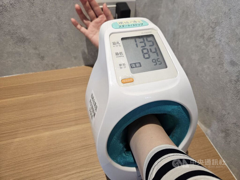 國健署積極推廣居家量血壓模式,有助於掌握病患血壓變化模式,減少白袍症候群,更好評估用藥與介入效果。中央社記者陳婕翎攝 114年5月14日