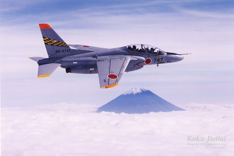圖為日本航空自衛隊T4練習機。(圖取自日本航空自衛隊網頁mod.go.jp/asdf/)